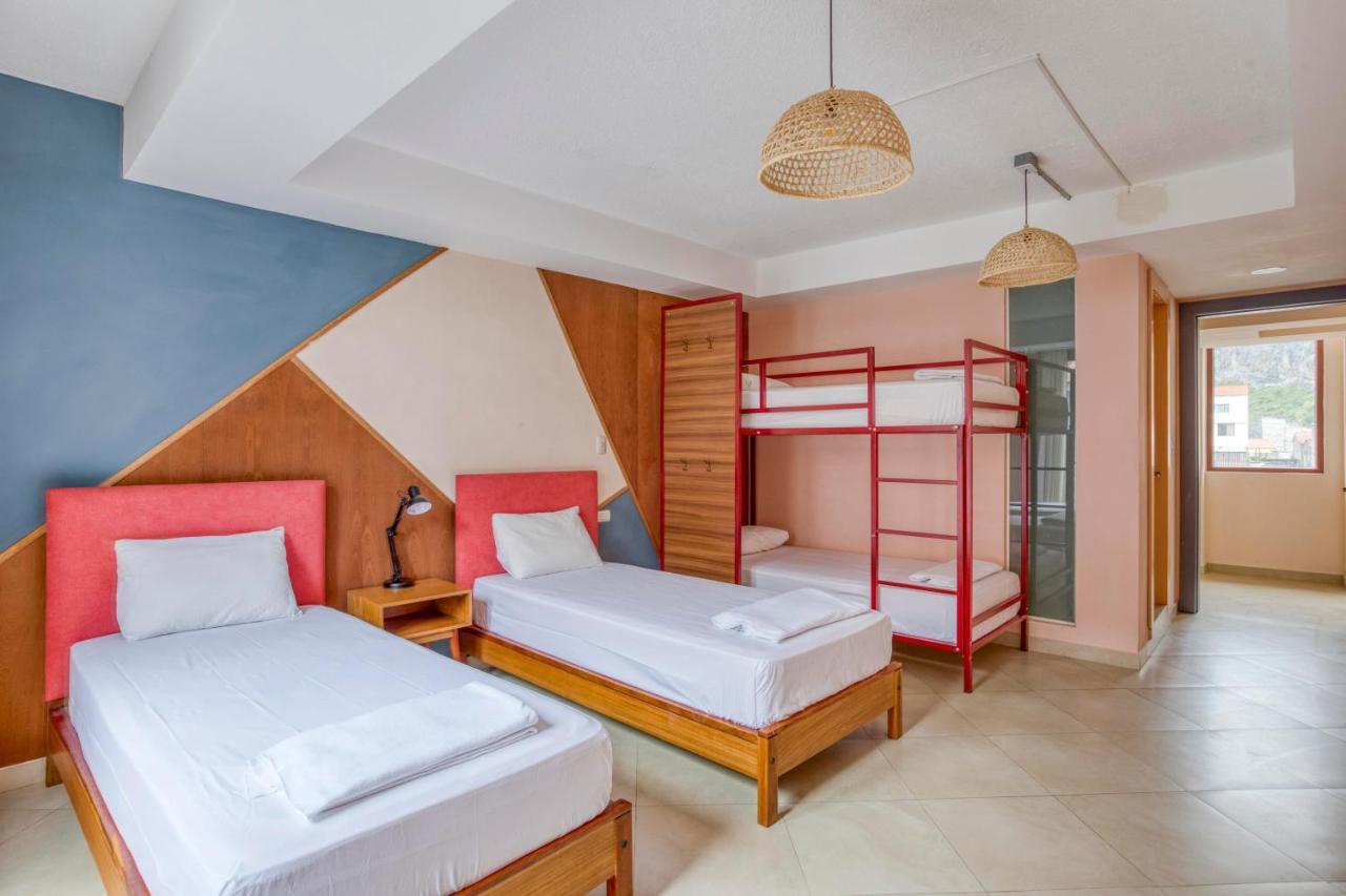 Socialtel Banos Otel Oda fotoğraf